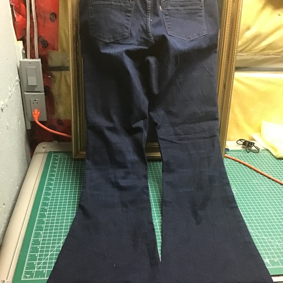 Levi’s flared dark blue jeans - Picture 3 of 5